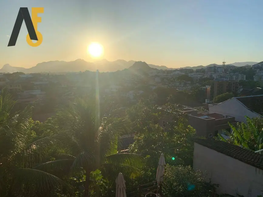 Casa de Condomínio com 5 quartos à venda, 850m2 em Jacarepaguá, Rio De Janeiro - RJ - imagem 2 Foto 2 de Casa de Condomínio com 5 quartos à venda, 850m2 em Jacarepaguá, Rio De Janeiro - RJ