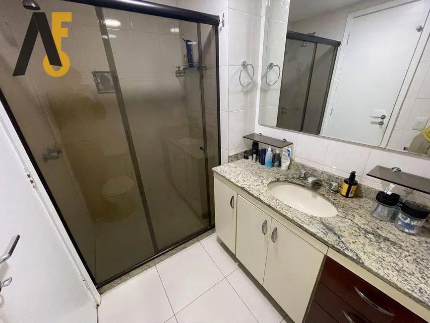 Cobertura com 4 quartos à venda, 173m2 em Rio De Janeiro - RJ - imagem 7 Foto 7 de Cobertura com 4 quartos à venda, 173m2 em Rio De Janeiro - RJ