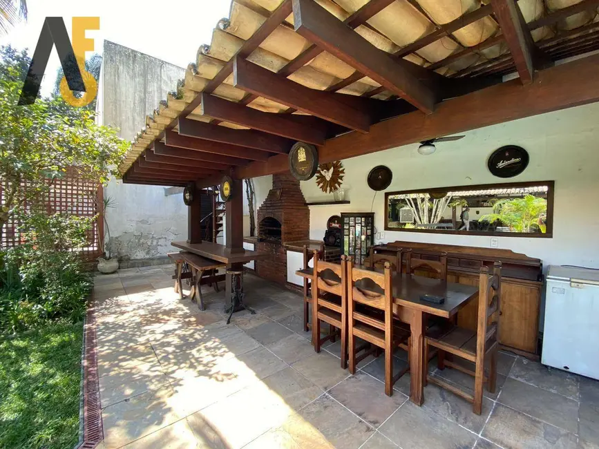 Casa com 4 quartos à venda, 980m2 em Rio De Janeiro - RJ - imagem 6 Foto 6 de Casa com 4 quartos à venda, 980m2 em Rio De Janeiro - RJ