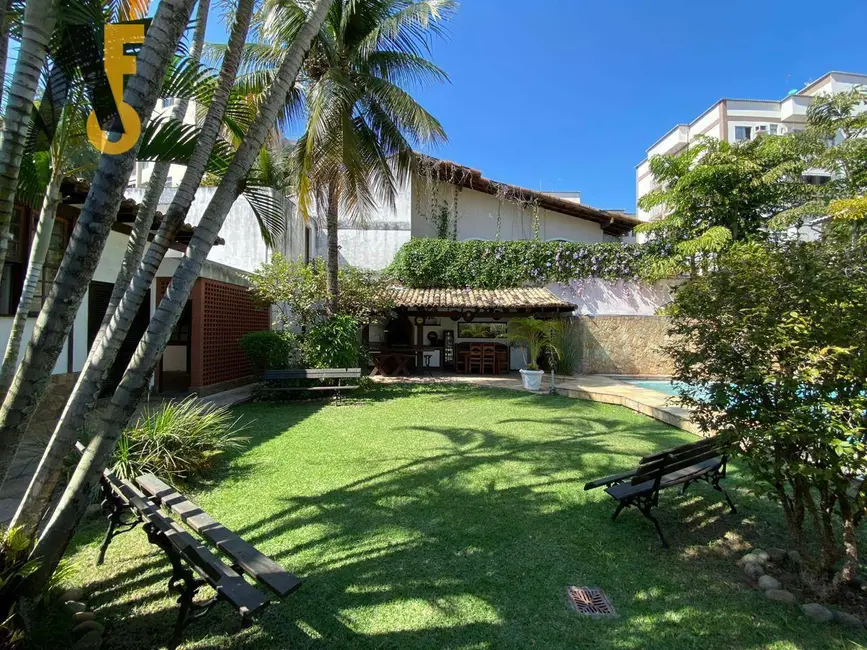 Casa com 4 quartos à venda, 980m2 em Rio De Janeiro - RJ - imagem 3 Foto 3 de Casa com 4 quartos à venda, 980m2 em Rio De Janeiro - RJ