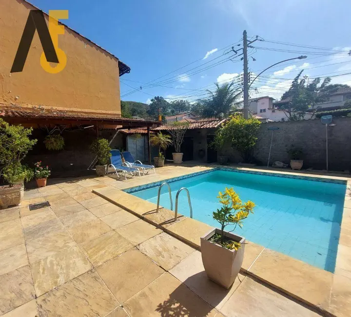 Casa de Condomínio com 5 quartos à venda, 377m2 em Rio De Janeiro - RJ - imagem 3 Foto 3 de Casa de Condomínio com 5 quartos à venda, 377m2 em Rio De Janeiro - RJ