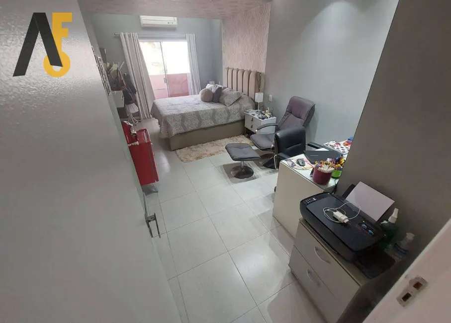 Casa de Condomínio com 6 quartos à venda, 203m2 em Rio De Janeiro - RJ - imagem 7 Foto 7 de Casa de Condomínio com 6 quartos à venda, 203m2 em Rio De Janeiro - RJ