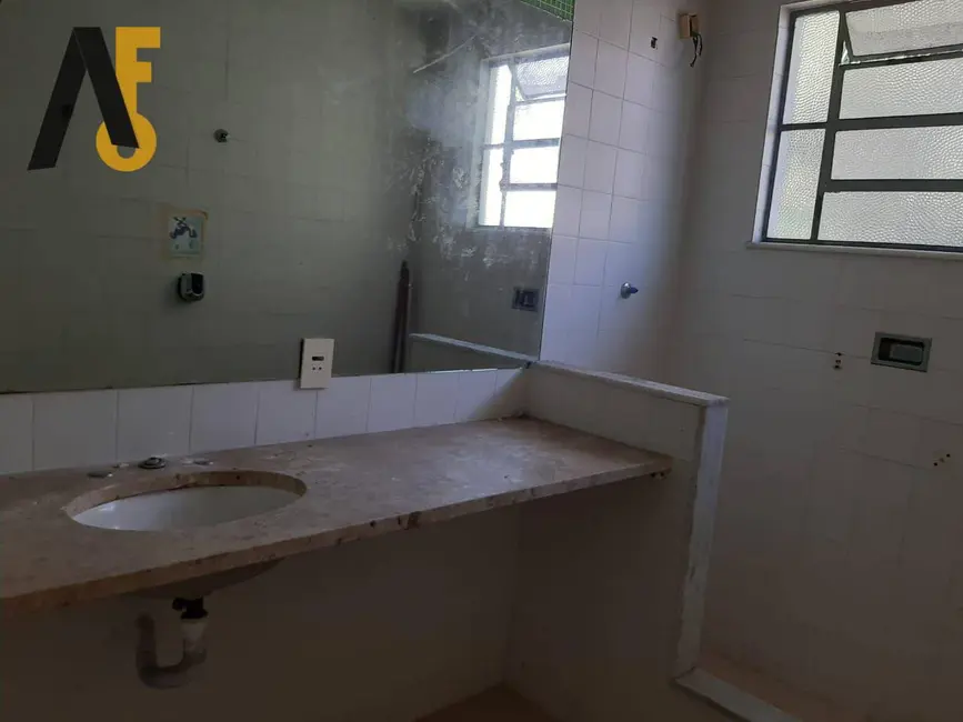 Casa com 5 quartos à venda, 990m2 em Rio De Janeiro - RJ - imagem 9 Foto 9 de Casa com 5 quartos à venda, 990m2 em Rio De Janeiro - RJ