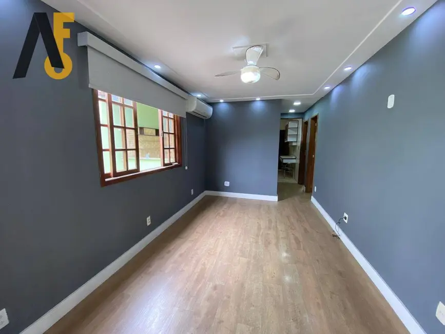 Foto 2 de Casa de Condomínio com 3 quartos à venda, 136m2 em Rio De Janeiro - RJ