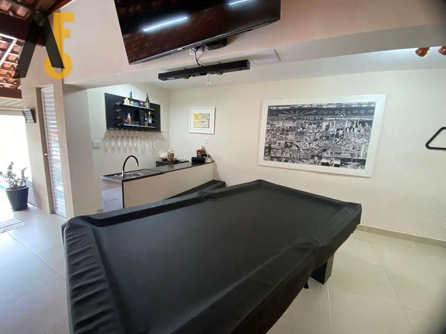 Casa de Condomínio com 4 quartos à venda, 390m2 em Rio De Janeiro - RJ - imagem 9 Foto 9 de Casa de Condomínio com 4 quartos à venda, 390m2 em Rio De Janeiro - RJ