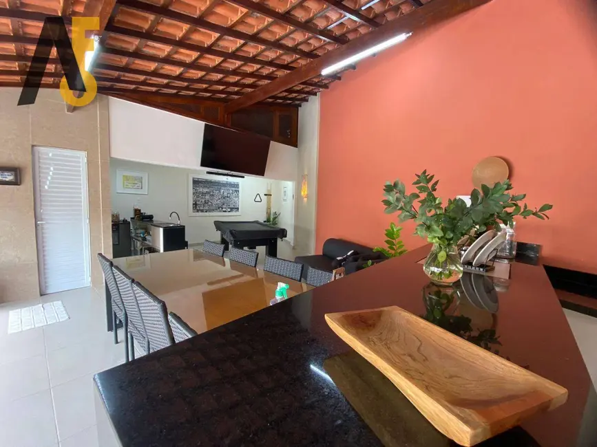 Casa de Condomínio com 4 quartos à venda, 390m2 em Rio De Janeiro - RJ - imagem 6 Foto 6 de Casa de Condomínio com 4 quartos à venda, 390m2 em Rio De Janeiro - RJ