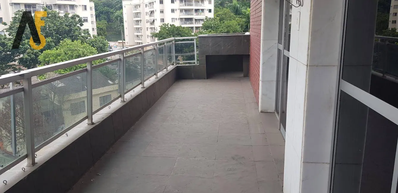 Apartamento com 2 quartos à venda, 105m2 em Rio De Janeiro - RJ - imagem 2 Foto 2 de Apartamento com 2 quartos à venda, 105m2 em Rio De Janeiro - RJ