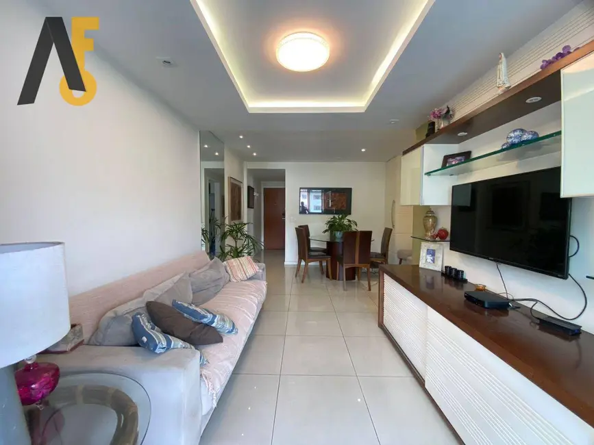 Apartamento com 3 quartos à venda, 101m2 em Rio De Janeiro - RJ - imagem 2 Foto 2 de Apartamento com 3 quartos à venda, 101m2 em Rio De Janeiro - RJ