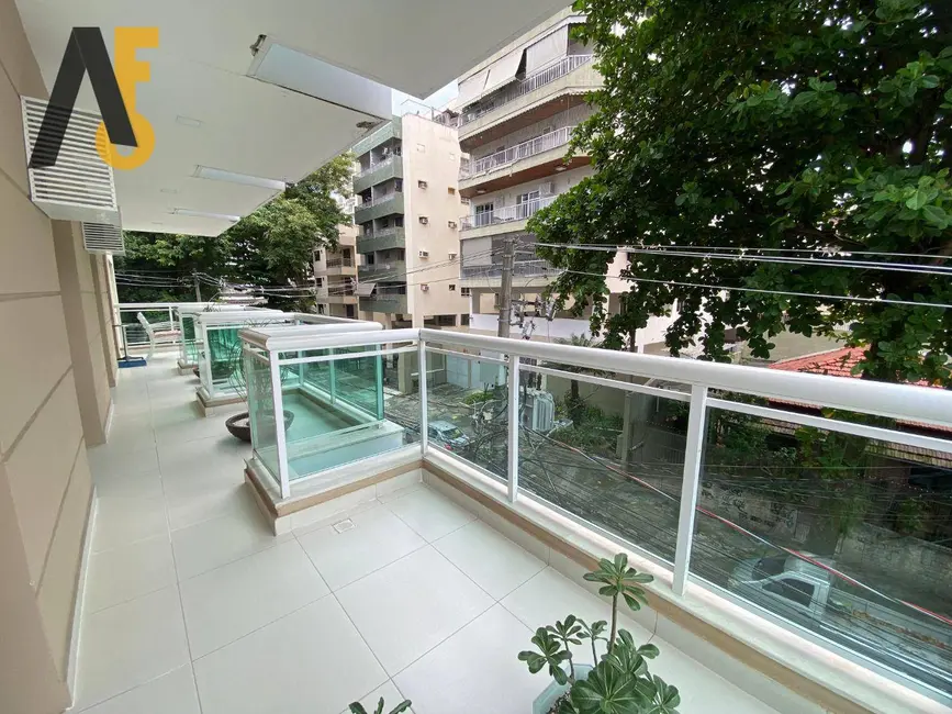 Foto 3 de Apartamento com 3 quartos à venda, 155m2 em Rio De Janeiro - RJ