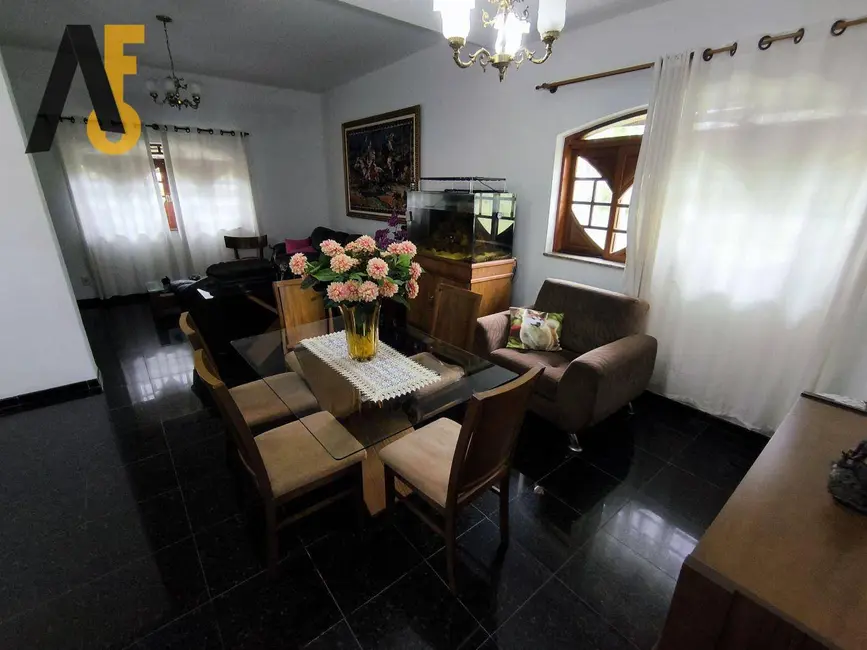 Casa com 3 quartos à venda, 372m2 em Praça Seca, Rio De Janeiro - RJ - imagem 7 Foto 7 de Casa com 3 quartos à venda, 372m2 em Praça Seca, Rio De Janeiro - RJ