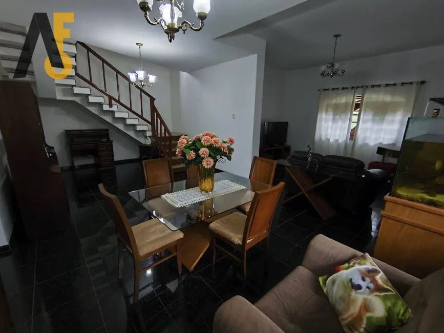 Casa com 3 quartos à venda, 372m2 em Praça Seca, Rio De Janeiro - RJ - imagem 8 Foto 8 de Casa com 3 quartos à venda, 372m2 em Praça Seca, Rio De Janeiro - RJ