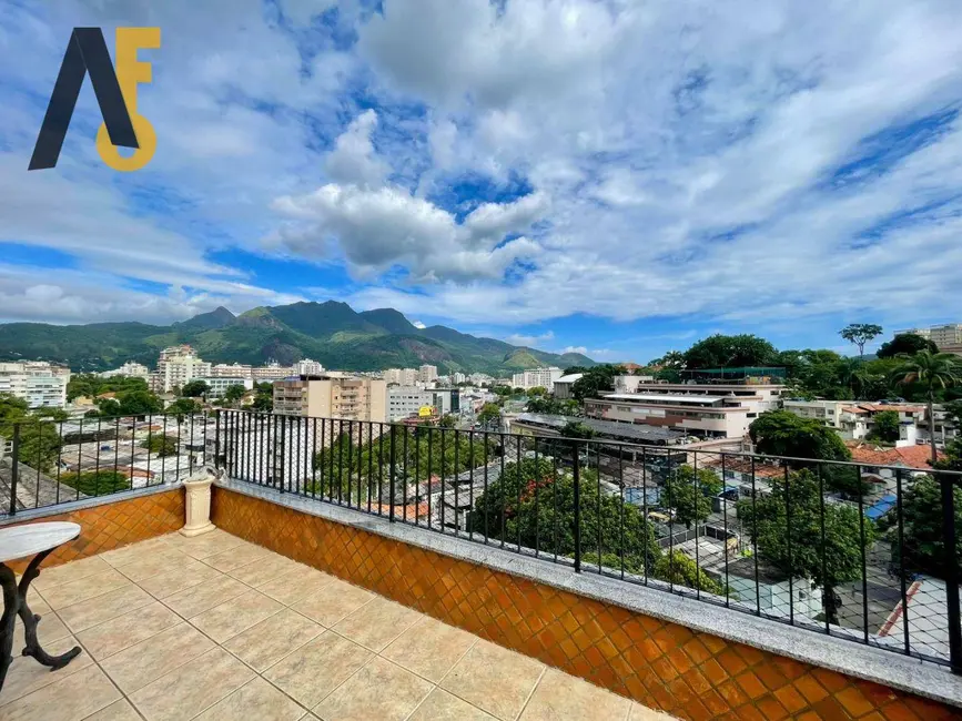 Foto 1 de Cobertura com 3 quartos à venda, 138m2 em Rio De Janeiro - RJ
