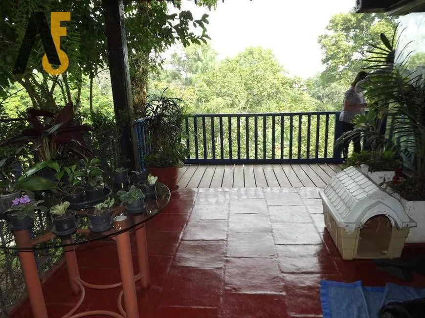 Casa de Condomínio com 6 quartos à venda, 8532m2 em Anil, Rio De Janeiro - RJ - imagem 3 Foto 3 de Casa de Condomínio com 6 quartos à venda, 8532m2 em Anil, Rio De Janeiro - RJ