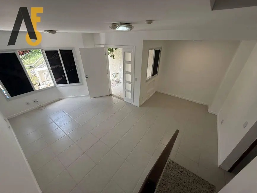 Foto 1 de Casa de Condomínio com 3 quartos à venda, 116m2 em Rio De Janeiro - RJ