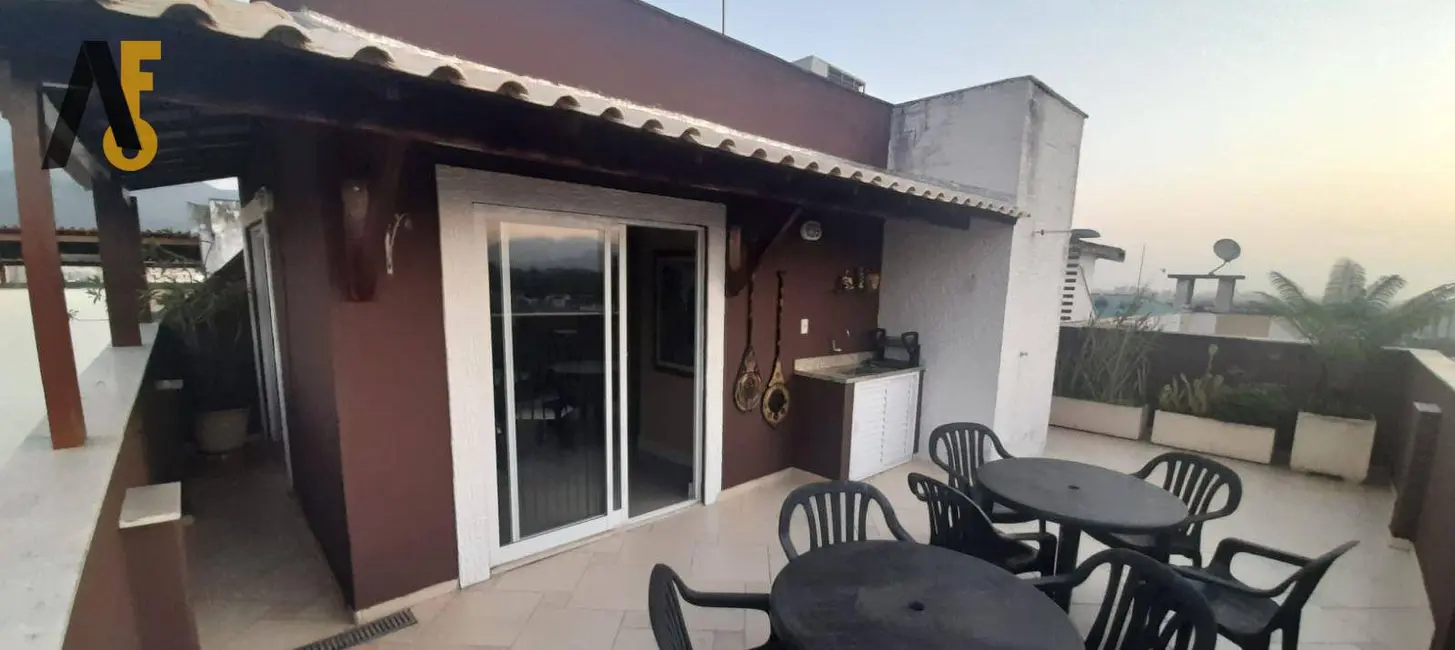 Cobertura com 3 quartos à venda, 164m2 em Rio De Janeiro - RJ - imagem 1 Foto 1 de Cobertura com 3 quartos à venda, 164m2 em Rio De Janeiro - RJ