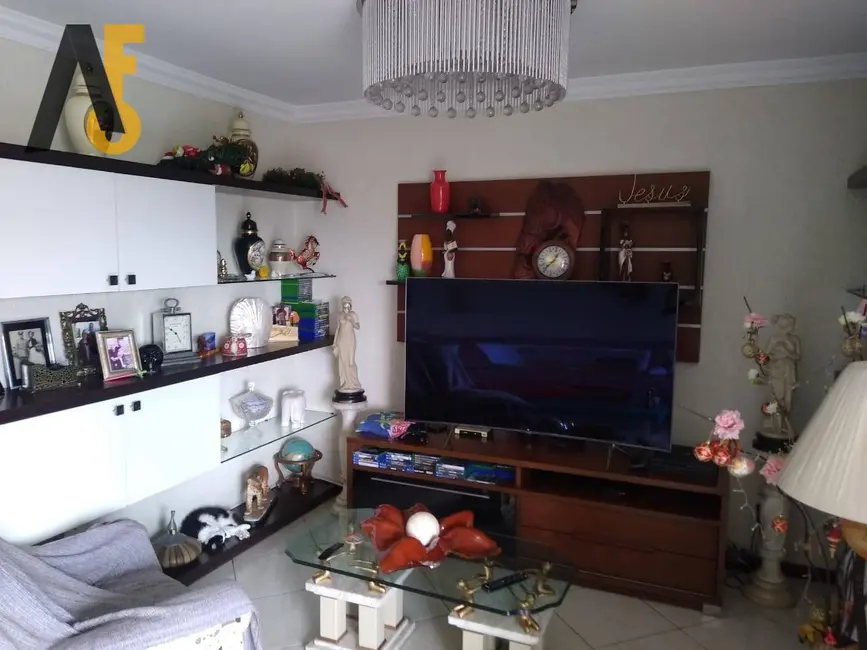 Apartamento com 3 quartos à venda, 147m2 em Rio De Janeiro - RJ - imagem 4 Foto 4 de Apartamento com 3 quartos à venda, 147m2 em Rio De Janeiro - RJ