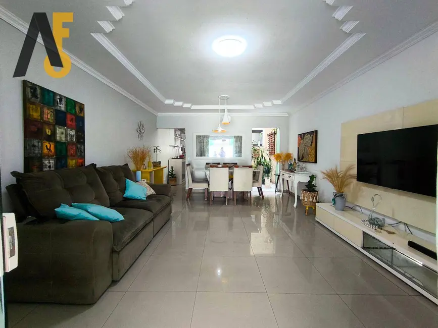 Foto 1 de Casa de Condomínio com 3 quartos à venda, 130m2 em Rio De Janeiro - RJ