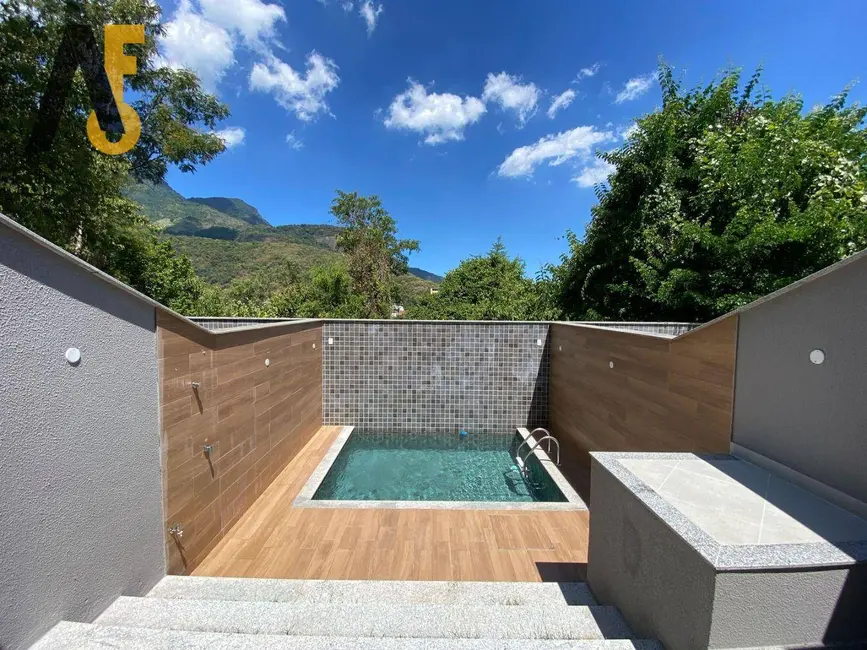 Foto 1 de Casa de Condomínio com 3 quartos à venda, 222m2 em Rio De Janeiro - RJ