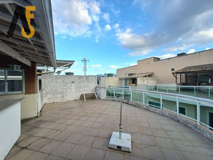 Foto 2 de Casa de Condomínio com 3 quartos à venda, 129m2 em Vila Valqueire, Rio De Janeiro - RJ