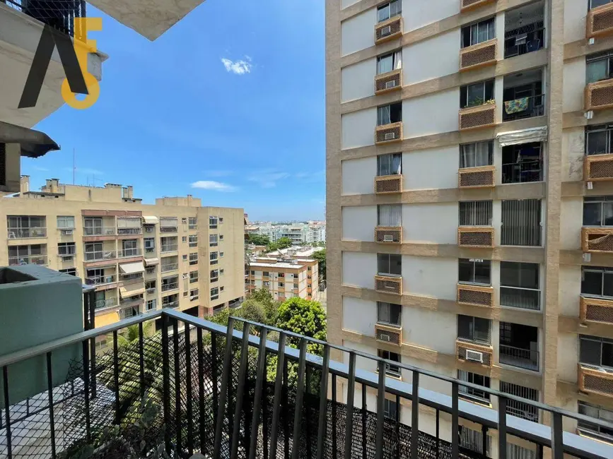 Apartamento com 3 quartos à venda, 110m2 em Rio De Janeiro - RJ - imagem 3 Foto 3 de Apartamento com 3 quartos à venda, 110m2 em Rio De Janeiro - RJ