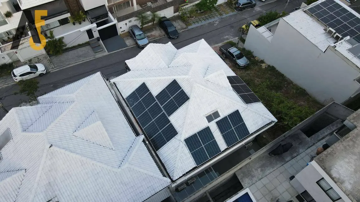 Casa de Condomínio com 5 quartos à venda, 318m2 em Pechincha, Rio De Janeiro - RJ - imagem 4 Foto 4 de Casa de Condomínio com 5 quartos à venda, 318m2 em Pechincha, Rio De Janeiro - RJ