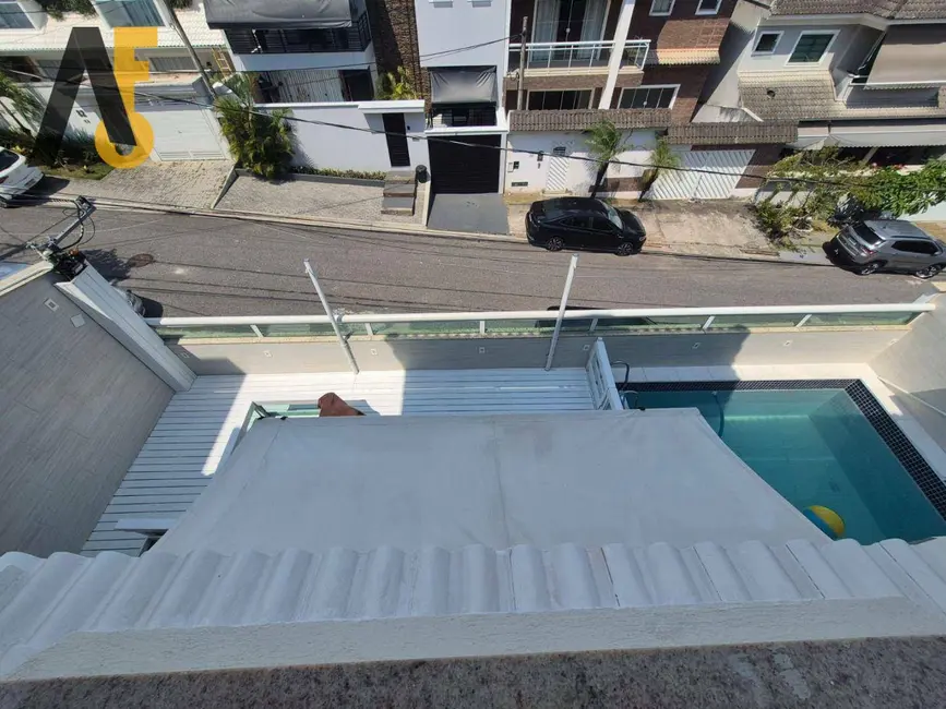 Casa de Condomínio com 5 quartos à venda, 318m2 em Pechincha, Rio De Janeiro - RJ - imagem 6 Foto 6 de Casa de Condomínio com 5 quartos à venda, 318m2 em Pechincha, Rio De Janeiro - RJ