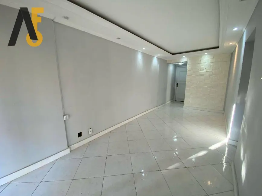 Foto 3 de Apartamento com 2 quartos à venda, 70m2 em Rio De Janeiro - RJ