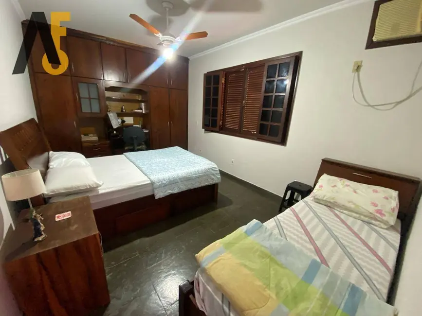 Casa de Condomínio com 3 quartos à venda, 318m2 em Rio De Janeiro - RJ - imagem 8 Foto 8 de Casa de Condomínio com 3 quartos à venda, 318m2 em Rio De Janeiro - RJ