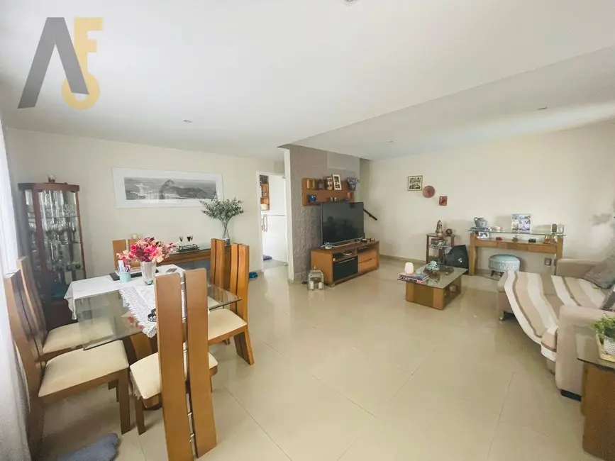 Foto 2 de Casa de Condomínio com 3 quartos à venda, 176m2 em Anil, Rio De Janeiro - RJ