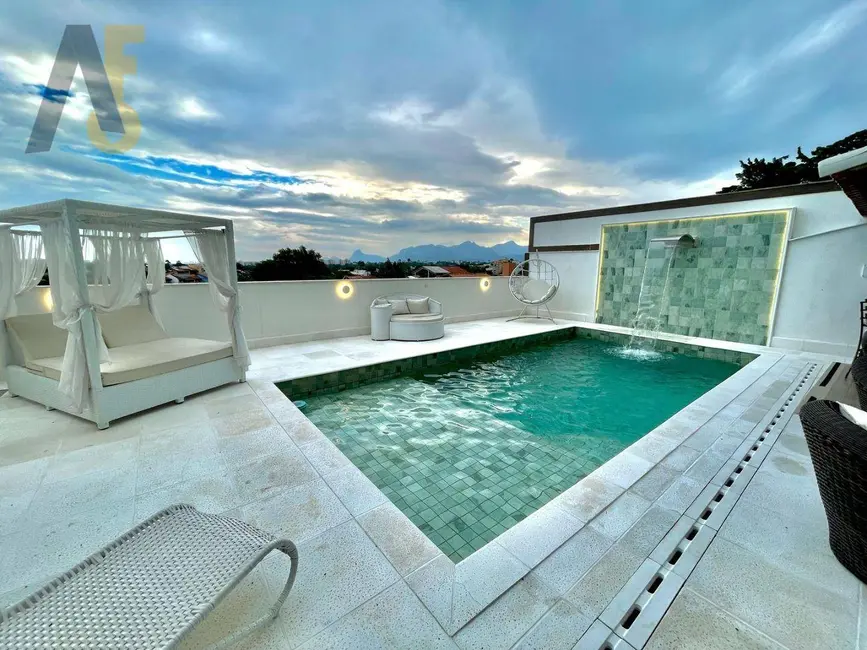 Foto 1 de Casa de Condomínio com 5 quartos à venda, 389m2 em Rio De Janeiro - RJ