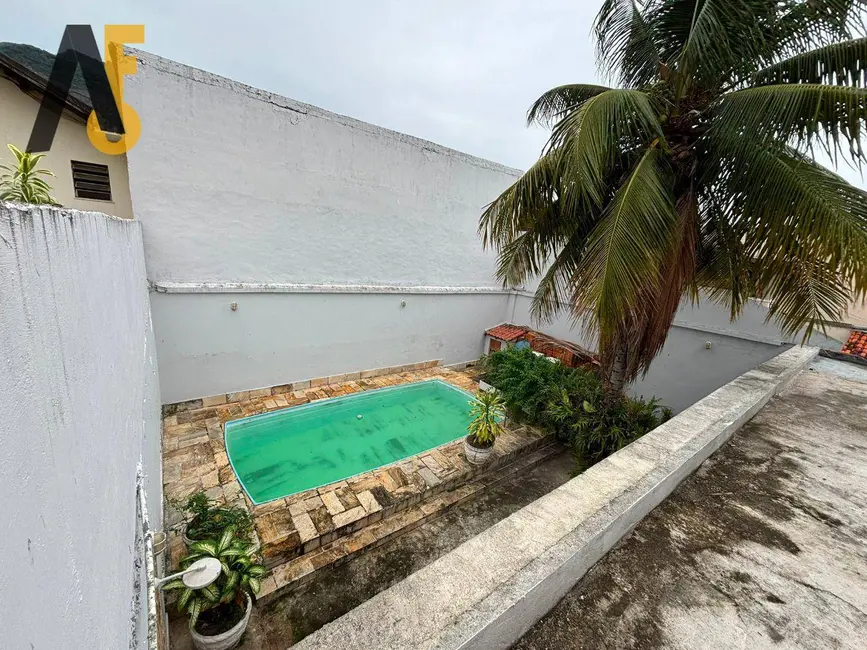 Casa com 4 quartos à venda, 360m2 em Anil, Rio De Janeiro - RJ - imagem 4 Foto 4 de Casa com 4 quartos à venda, 360m2 em Anil, Rio De Janeiro - RJ