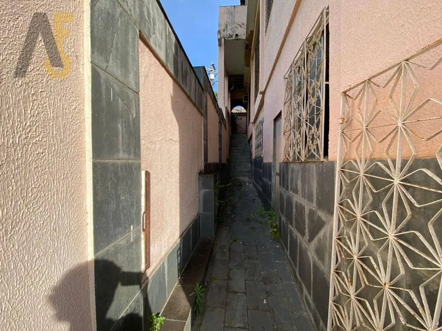 Casa com 4 quartos à venda, 552m2 em Pechincha, Rio De Janeiro - RJ - imagem 3 Foto 3 de Casa com 4 quartos à venda, 552m2 em Pechincha, Rio De Janeiro - RJ