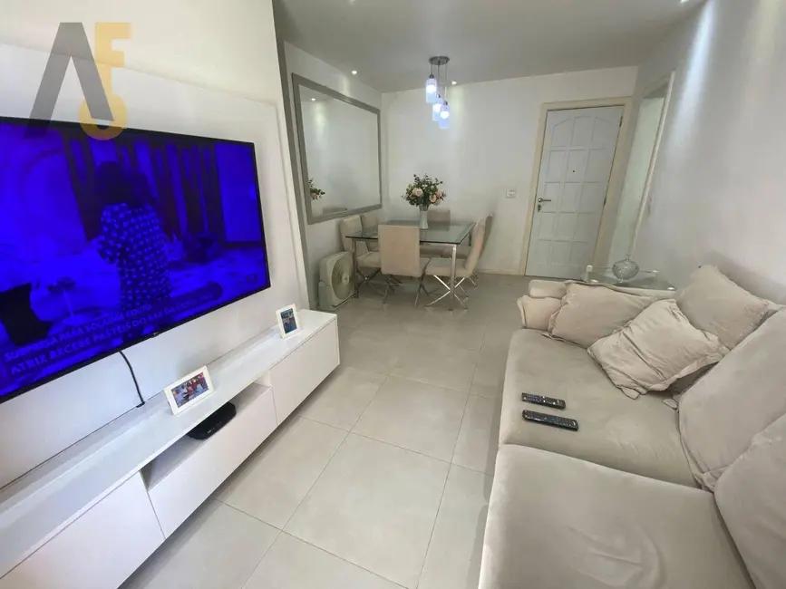 Foto 2 de Apartamento com 3 quartos à venda, 70m2 em Rio De Janeiro - RJ