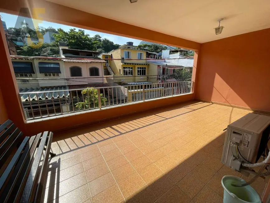 Casa de Condomínio com 3 quartos à venda, 247m2 em Anil, Rio De Janeiro - RJ - imagem 7 Foto 7 de Casa de Condomínio com 3 quartos à venda, 247m2 em Anil, Rio De Janeiro - RJ
