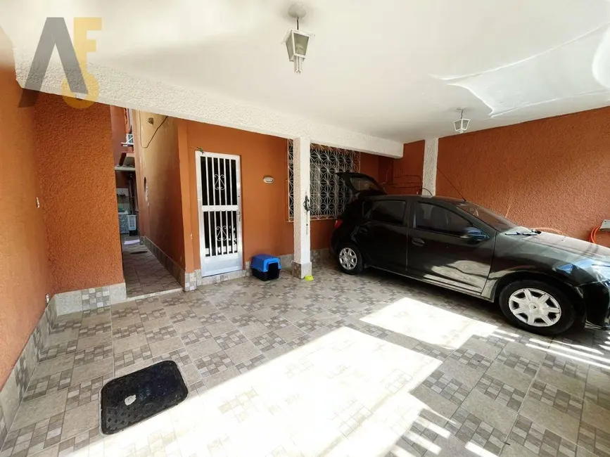 Casa de Condomínio com 3 quartos à venda, 247m2 em Anil, Rio De Janeiro - RJ - imagem 2 Foto 2 de Casa de Condomínio com 3 quartos à venda, 247m2 em Anil, Rio De Janeiro - RJ