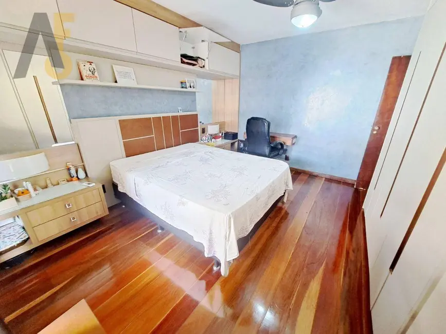 Casa de Condomínio com 3 quartos à venda, 250m2 em Rio De Janeiro - RJ - imagem 8 Foto 8 de Casa de Condomínio com 3 quartos à venda, 250m2 em Rio De Janeiro - RJ