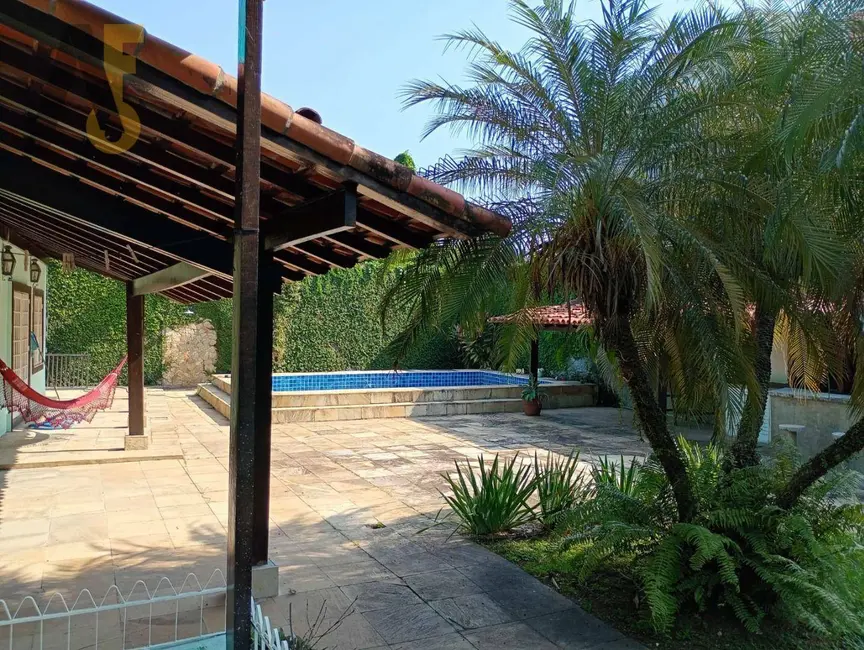 Casa com 7 quartos à venda, 693m2 em Rio De Janeiro - RJ - imagem 8 Foto 8 de Casa com 7 quartos à venda, 693m2 em Rio De Janeiro - RJ