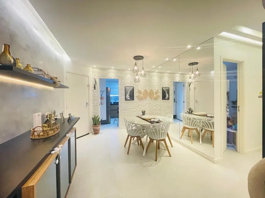 Apartamento com 3 quartos à venda, 102m2 em Rio De Janeiro - RJ - imagem 5 Foto 5 de Apartamento com 3 quartos à venda, 102m2 em Rio De Janeiro - RJ