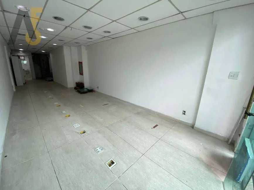 Loja à venda, 100m2 em Rio De Janeiro - RJ - imagem 7 Foto 7 de Loja à venda, 100m2 em Rio De Janeiro - RJ