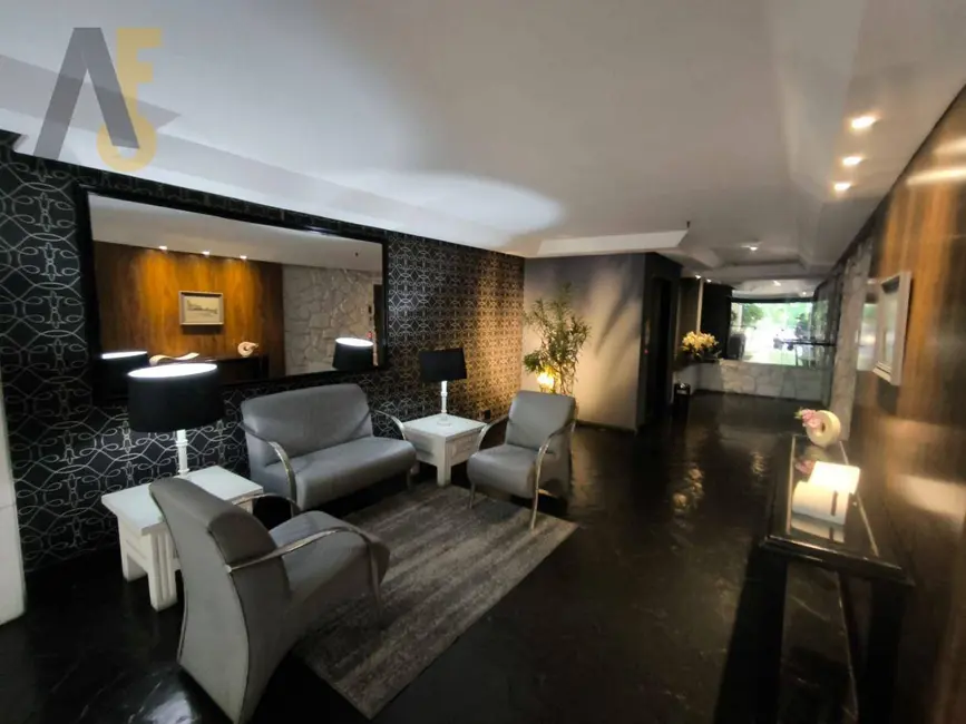 Foto 3 de Apartamento com 2 quartos à venda, 65m2 em Rio De Janeiro - RJ