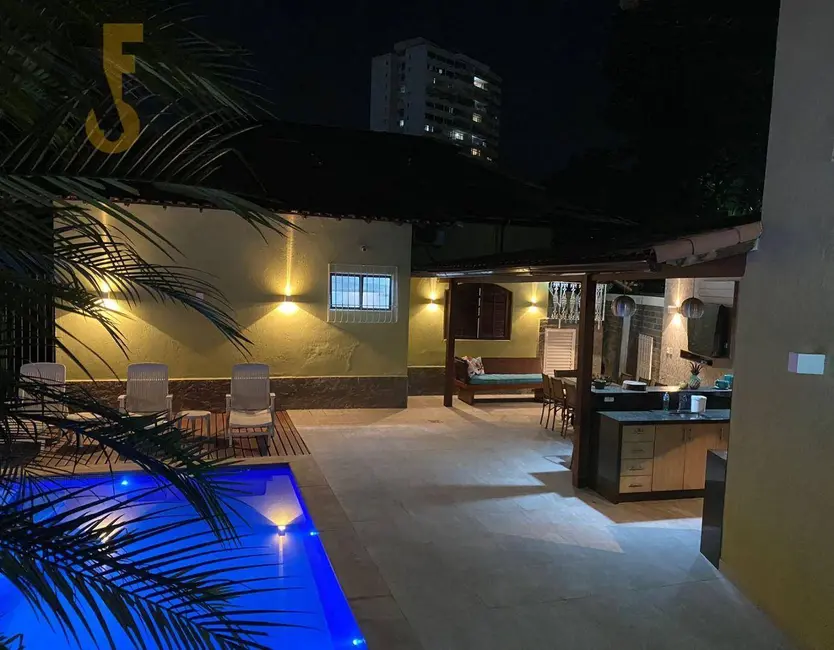 Casa de Condomínio com 4 quartos à venda, 345m2 em Rio De Janeiro - RJ - imagem 4 Foto 4 de Casa de Condomínio com 4 quartos à venda, 345m2 em Rio De Janeiro - RJ