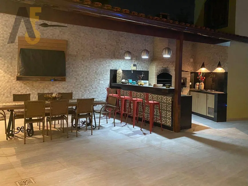 Casa de Condomínio com 4 quartos à venda, 345m2 em Rio De Janeiro - RJ - imagem 8 Foto 8 de Casa de Condomínio com 4 quartos à venda, 345m2 em Rio De Janeiro - RJ