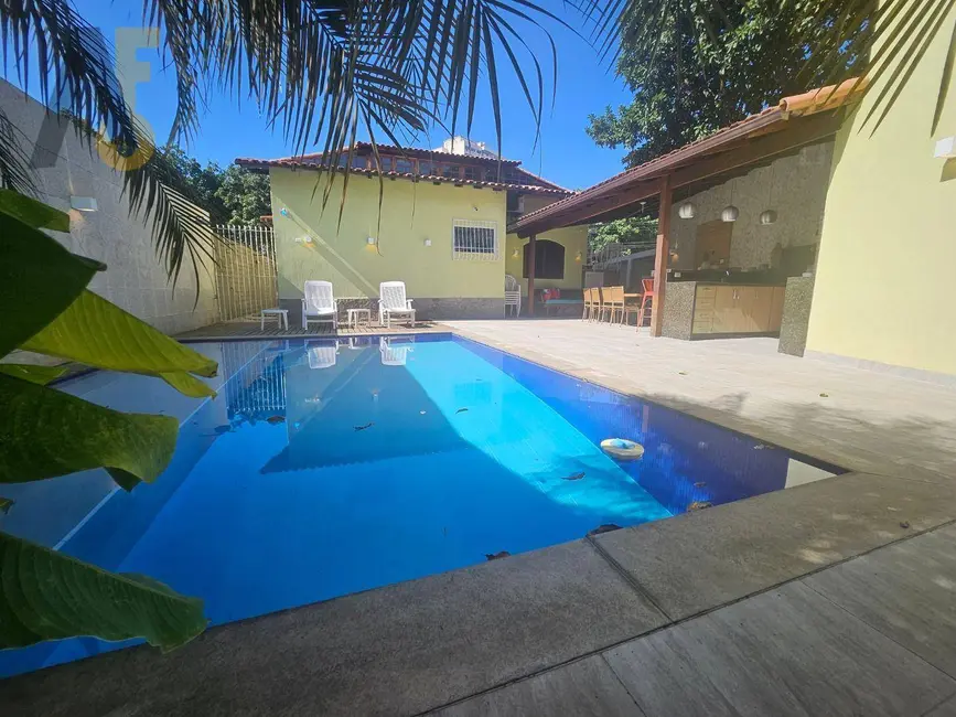Casa de Condomínio com 4 quartos à venda, 345m2 em Rio De Janeiro - RJ - imagem 1 Foto 1 de Casa de Condomínio com 4 quartos à venda, 345m2 em Rio De Janeiro - RJ