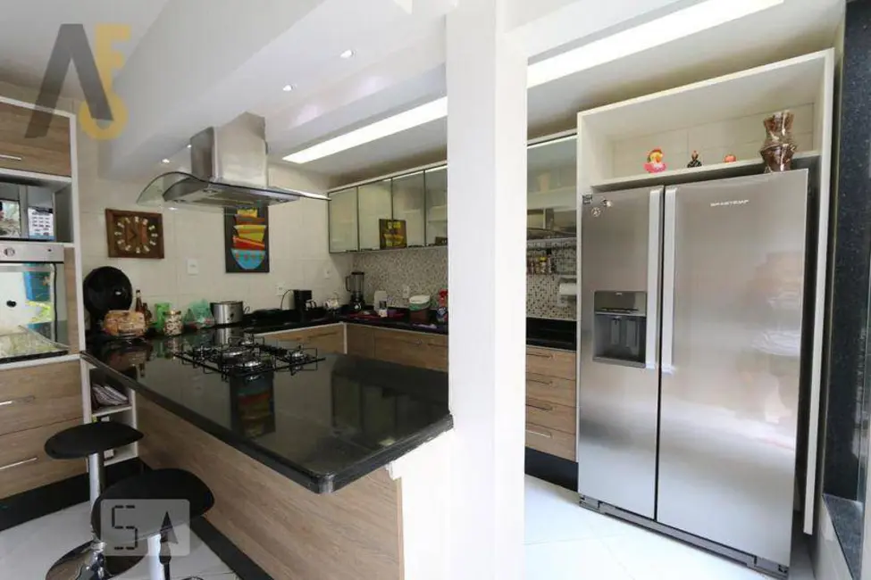 Casa de Condomínio com 3 quartos à venda, 221m2 em Pechincha, Rio De Janeiro - RJ - imagem 8 Foto 8 de Casa de Condomínio com 3 quartos à venda, 221m2 em Pechincha, Rio De Janeiro - RJ