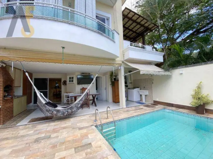 Foto 1 de Casa de Condomínio com 4 quartos à venda, 191m2 em Anil, Rio De Janeiro - RJ