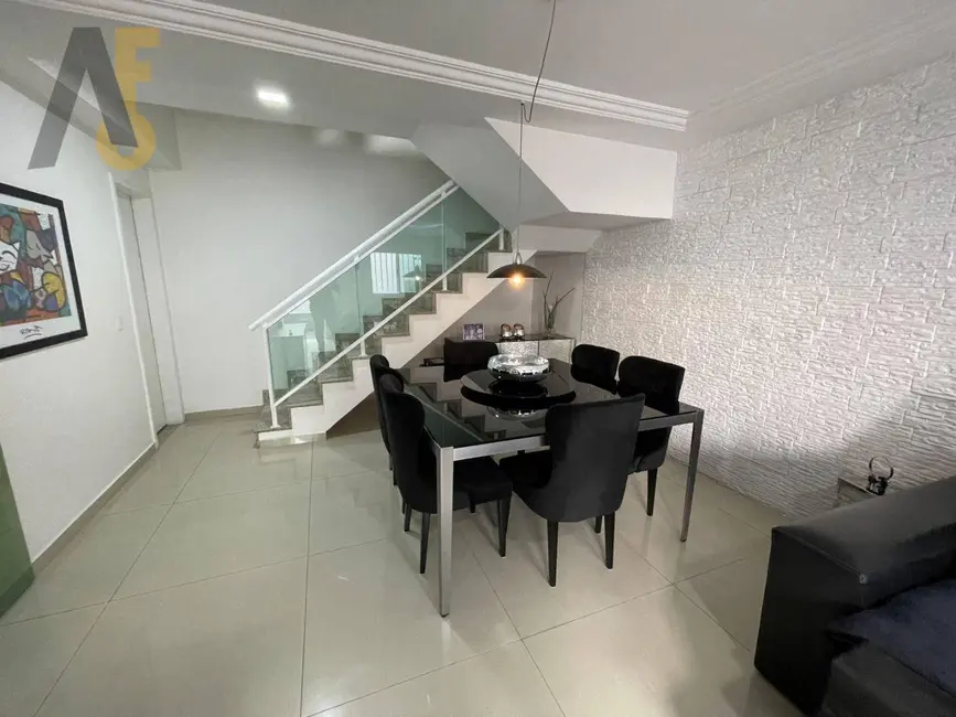 Casa com 3 quartos à venda, 183m2 em Jacarepaguá, Rio De Janeiro - RJ - imagem 5 Foto 5 de Casa com 3 quartos à venda, 183m2 em Jacarepaguá, Rio De Janeiro - RJ