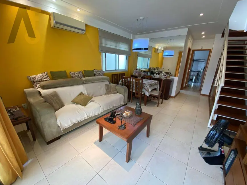 Foto 2 de Casa com 3 quartos à venda, 179m2 em Pechincha, Rio De Janeiro - RJ