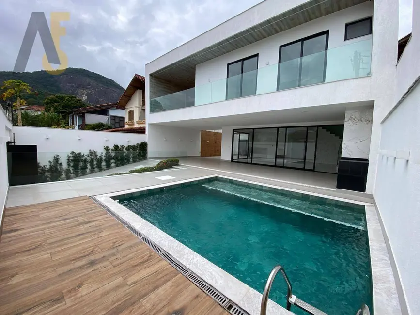Foto 1 de Casa de Condomínio com 5 quartos à venda, 308m2 em Anil, Rio De Janeiro - RJ