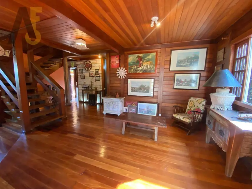 Casa de Condomínio com 3 quartos à venda, 360m2 em Jacarepaguá, Rio De Janeiro - RJ - imagem 2 Foto 2 de Casa de Condomínio com 3 quartos à venda, 360m2 em Jacarepaguá, Rio De Janeiro - RJ