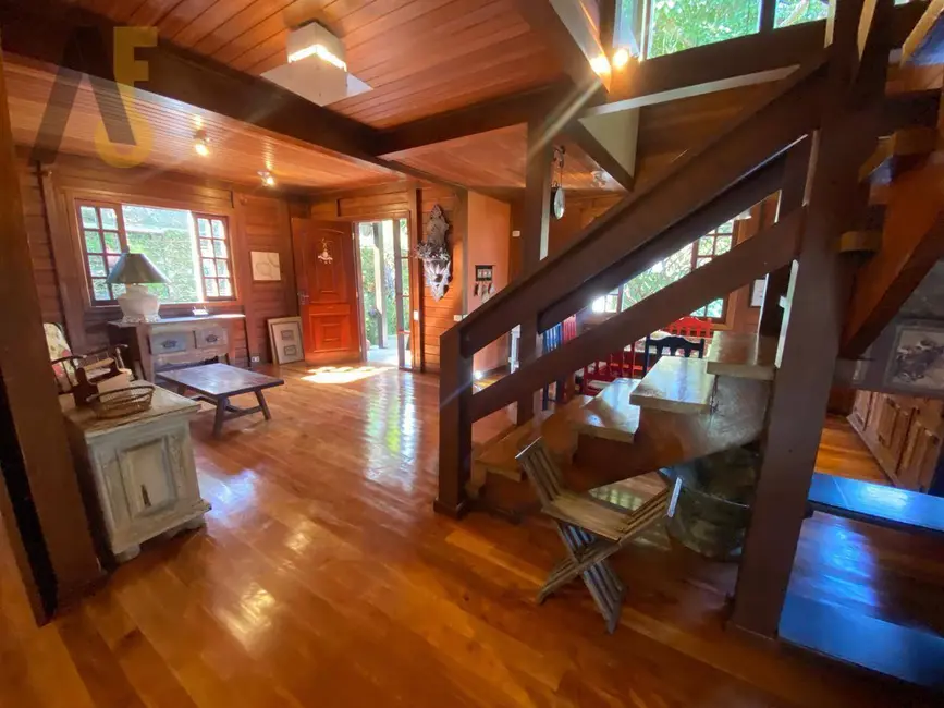 Casa de Condomínio com 3 quartos à venda, 360m2 em Jacarepaguá, Rio De Janeiro - RJ - imagem 6 Foto 6 de Casa de Condomínio com 3 quartos à venda, 360m2 em Jacarepaguá, Rio De Janeiro - RJ